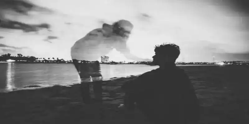 Mơ người chết nói chuyện với mình chứng tỏ bạn rất có năng lực